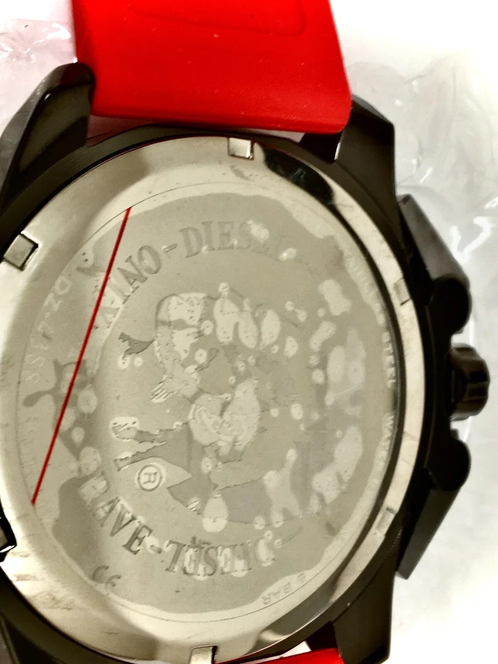 NUEVO RELOJ DIÉSEL DZ4388 IRONSIDE GUNMETAL ROJO CORREA SILICONA, CRONÓGRAFO SIN CAJA Foto 4 de 4