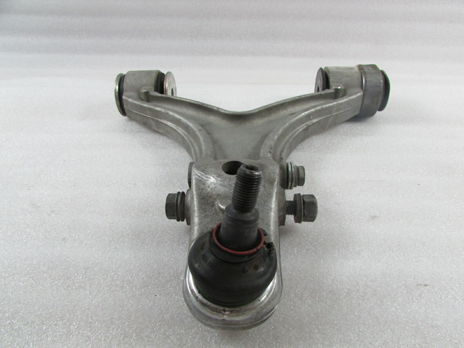 2014 Maserati Granturismo, LH, Left Front Lower Control Arm, Damaged Ball Joint