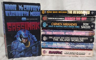 Lot of 8 Vintage Baen Sci-Fi Paperbacks McCaffrey Moon Anderson Pohl Reynolds