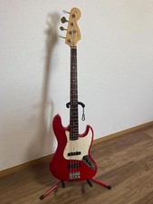 Squier Jazz Bass Red de Fender