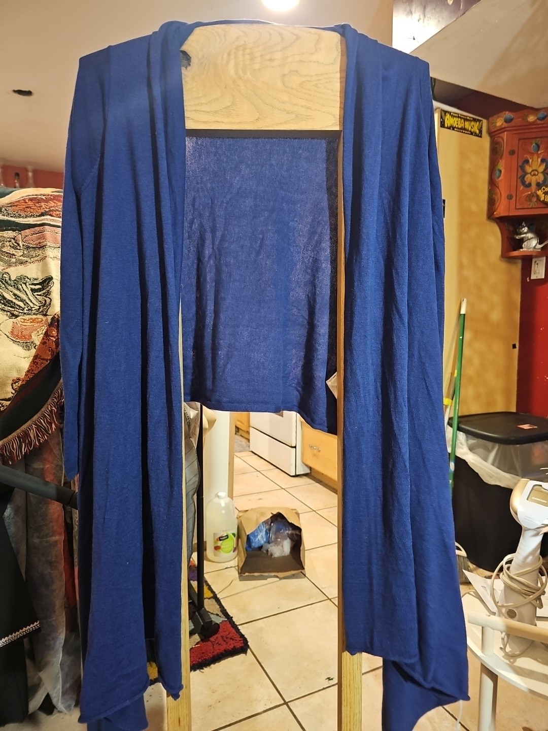 Picture 1 of 6