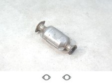 Katalysator Kat Neu f. Nissan Primera 1 P10 Primera 1 Schrägheck P10 +Anbauteile