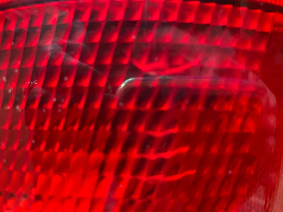 Conjunto de luz trasera. Izquierda.  Saab 9000CS. 1992-1998. con placa de circuito Foto 2 de 4