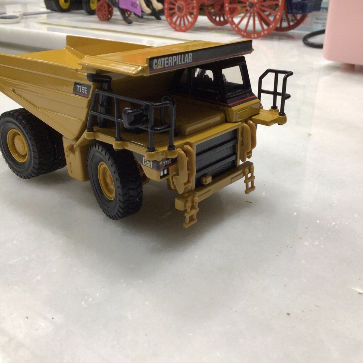 Norscot Caterpillar 775E Off-Highway Quarry Dump Truck Diecast