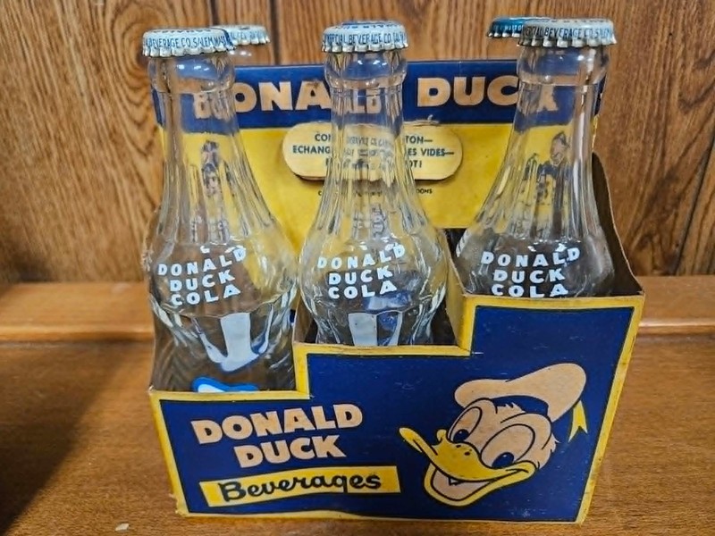 Circa 1950s  Disney Donald Duck 6 pack Cola Bottles In Carton With Caps!
