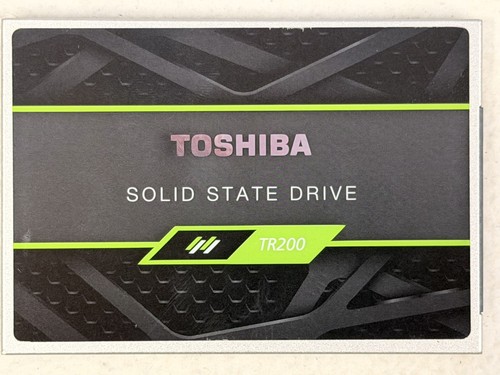 240 GB SSD 2.5 Zoll SATA Toshiba THN-TR20Z2400 TOP #10
