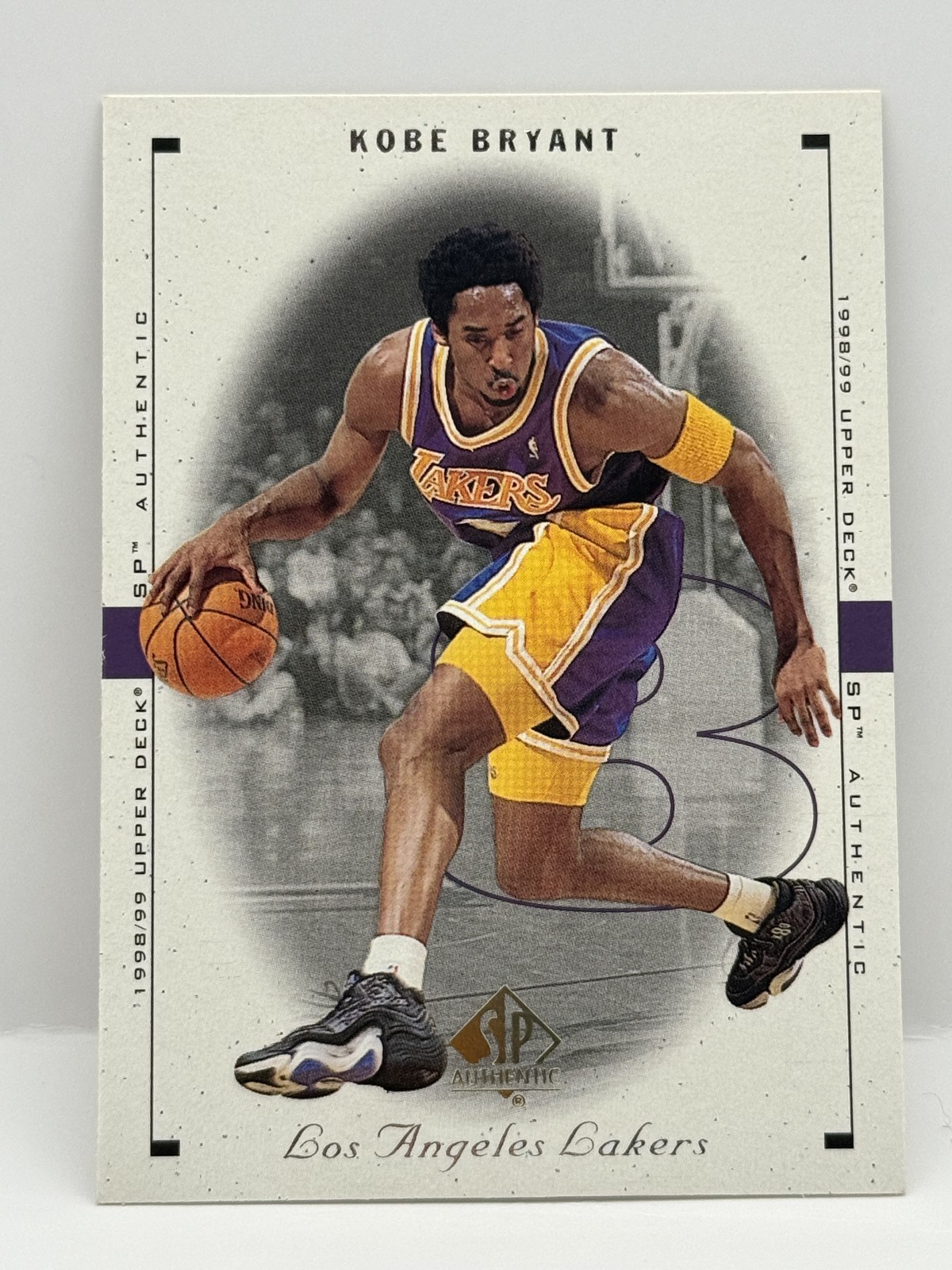 1998-99 SP Authentic - Kobe Bryant #44