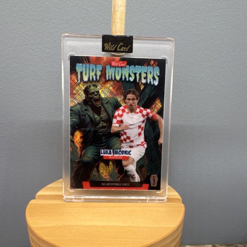 Wild Card Turf Monsters Luka Modric Soccer Croatia 1/1 The Unstoppable Force…