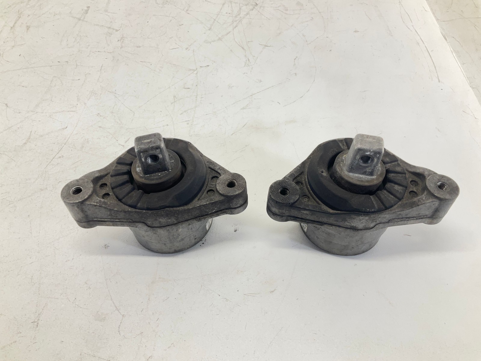 14-20 MASERATI Ghibli 3.0L Engine Motor Left & Right Mount Bracket