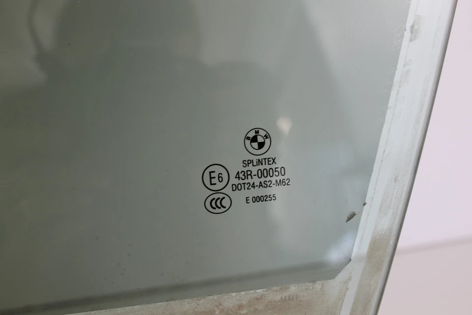 04-10 BMW E60 525i 530i 535i Driver Left Front Door Window Glass OEM - Image 2 of 4