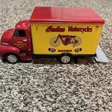 INDIAN MOTORCYCLES 1953 C 600 GMC BOX FREIGHT TRUCK FIRST GEAR 19-1516 Distresed