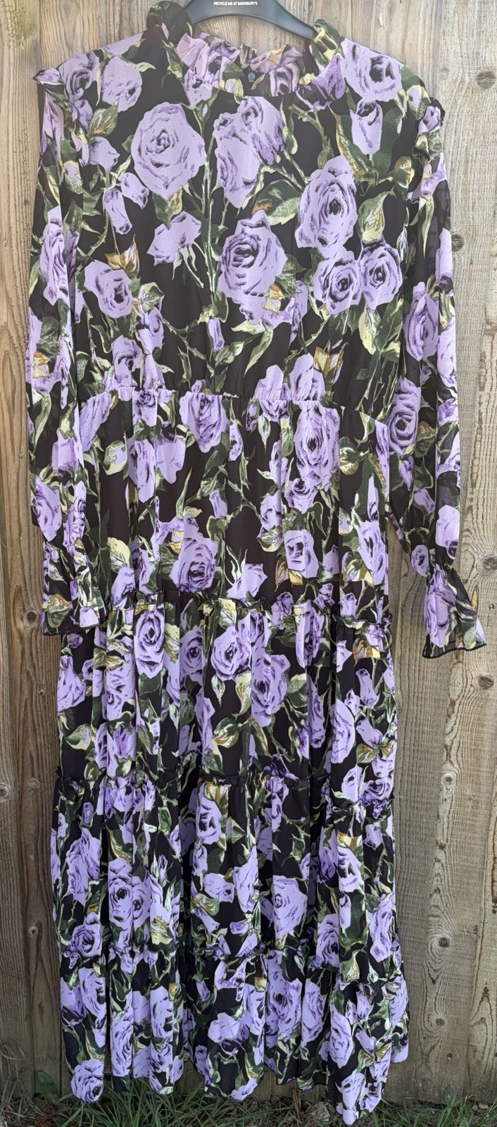 Maxi Vestido Floral con Volantes en Niveles - Nuevo en Bolso