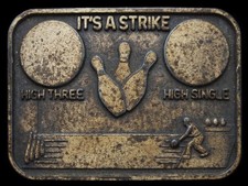 JL11124 GREAT VINTAGE 1970s IT'S A STRIKE BOWLING AWARD BRASSTONE BUCKLE