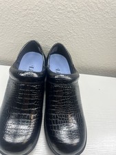 LILA Women's Slip-Resistant Work Clogs - Comfortable, Slip-On Non-Slip Work Shoe