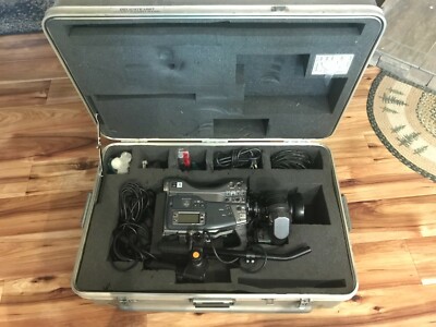 JVC GY-DV550 Professional Mini DIGITAL Camcorder w/Canon Zoom-Make