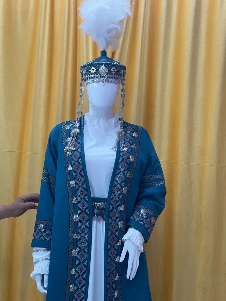 Kazakh national costume ethno style - Image 4 of 4