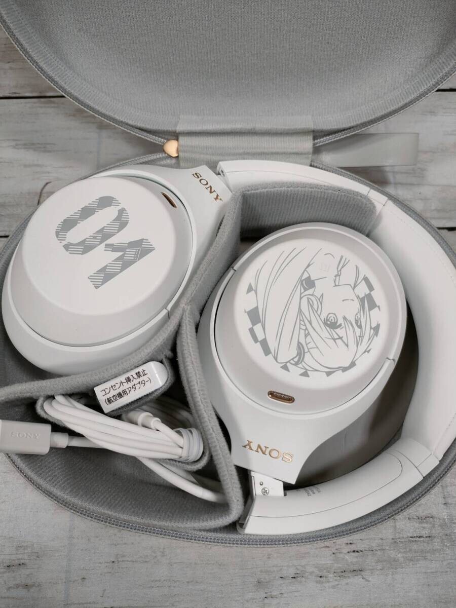 Hatsune Miku Sony Wireless Headphones WH-1000XM4/MK Silent