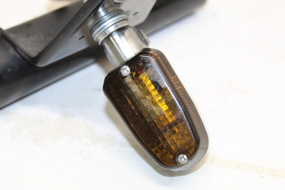 Indicador de señal de giro delantero Kawasaki Kz750 1982 con montaje Foto 3 de 4