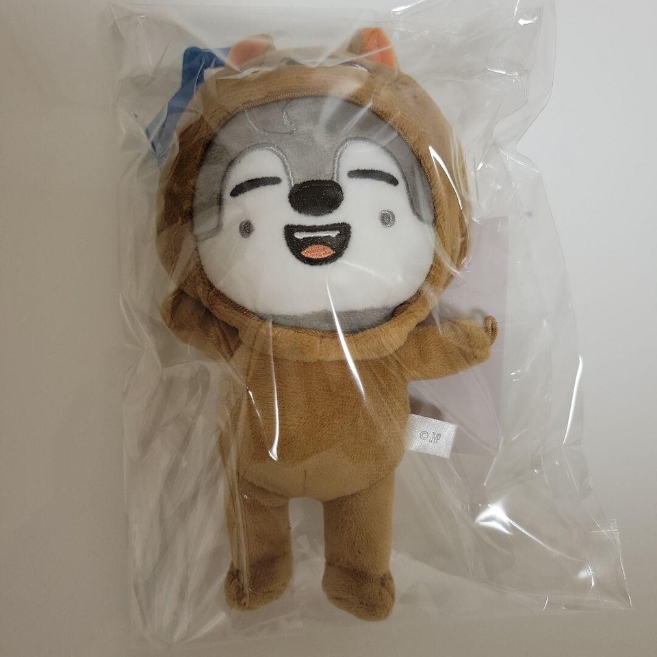 Stray Kids SKZ TOY WORLD 2024 Bag Charm Wolf Chan Bang Chan Skzoo KPOP