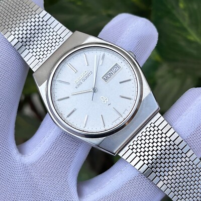 Vintage Seiko King Quartz White Textured Dial Japan Made Vintage Seiko King Quartz White Textured Dial Japan Made