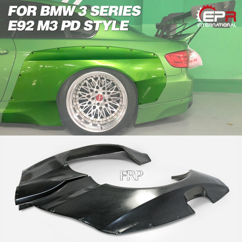  e92 320i 等 M3タイプ　フェンダー　左右　ジャンク品 BMW e92 320i 等 M3タイプ フェンダー 左右 ジャンク品 車