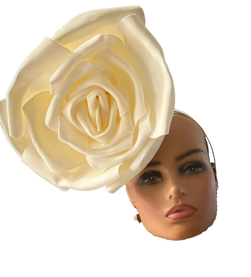 Blanco Floral tocados y tocados para Mujeres