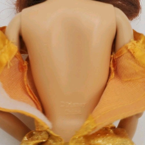 Disney Barbie Belle From Beauty And The Beast, No Shoes, Hair Needs Restyling - Picture 5 of 6