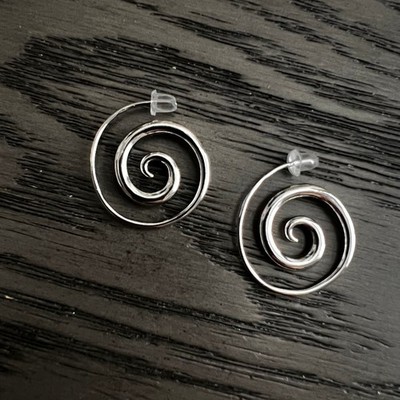  New! Geometric Round Labyrinth Swirl Wire Spiral Hoop Threader Earrings Silver