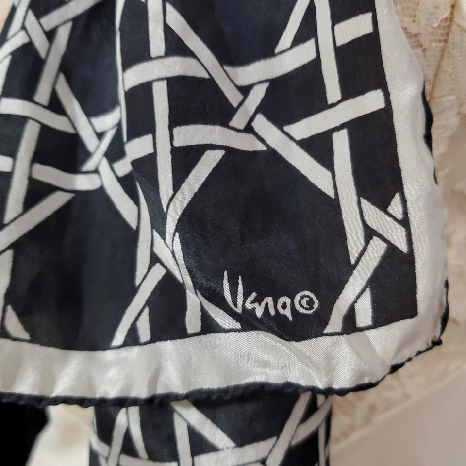 Bufanda VERA 100% Seda Vintage Años 70 BLANCO Y NEGRO Tejido Minimalista Rectángulo 50x10 Foto 3 de 4