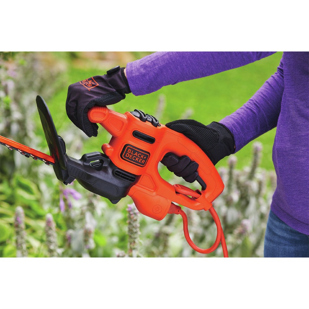 Black & Decker BEHT150 120V 17" Electric Corded Hedge Trimmer New
