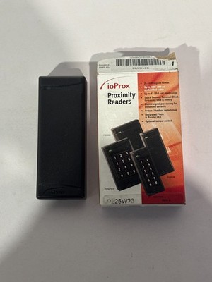 ioProx Proximity Reader P225W26 (Missing mounting screws) **VERY GOOD**