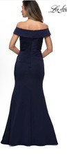 New LA FEMME Off the Shoulder Satin Trumpet Gown In Navy Size 18