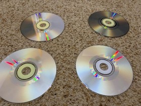 Shenmue Sega Dreamcast 4 Discs Only. Tested And Working.
