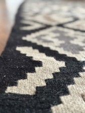 Handwoven P ersian  Kilim 141x195cm Pure Hand-Spun Wool Scandinavian Design Rug