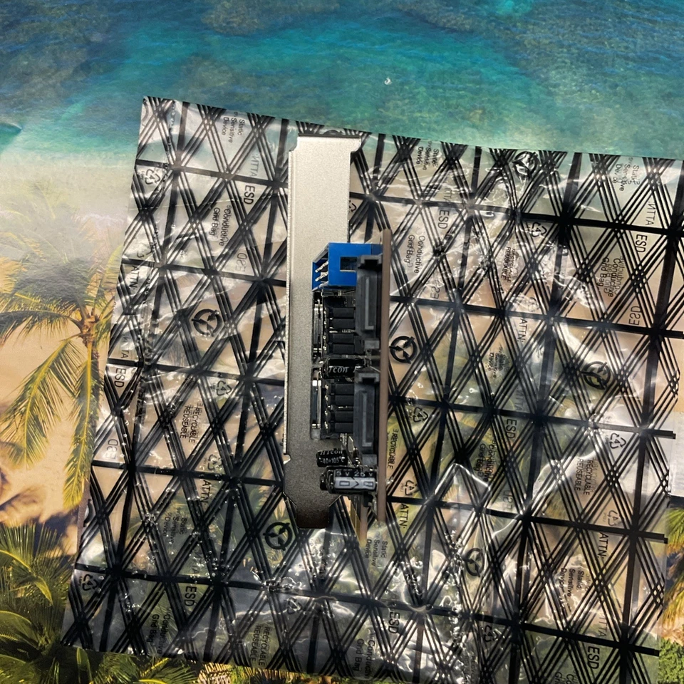 Dual Channel Serial-ATA II 3.0 Gbps PCI Express Controller Card/RAID - Image 4 of 4