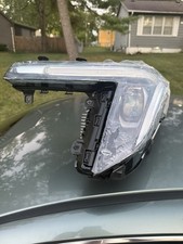 Cadillac XT4 Headlight