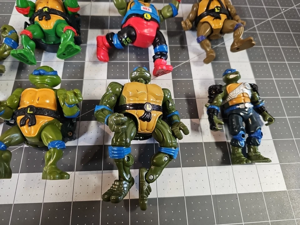 Enorme lote de figuras de acción vintage TMNT para piezas o reparación  Foto 3 de 4