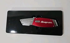 snap on tools Auto-retractable utility pocket knife with 3 blades UTK100SB NEW!!