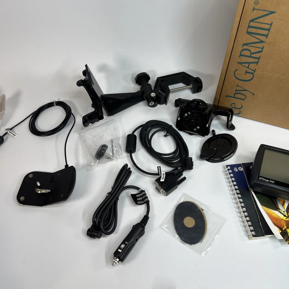 Garmin GPSMAP 196 Aviation Portable GPS Bundle & AutoMount Kit & Accessories - Image 2 of 4