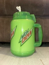 Vtg Mountain Dew Whirley Green Insulated Jug Jumbo Travel Mug 64 oz With Straw