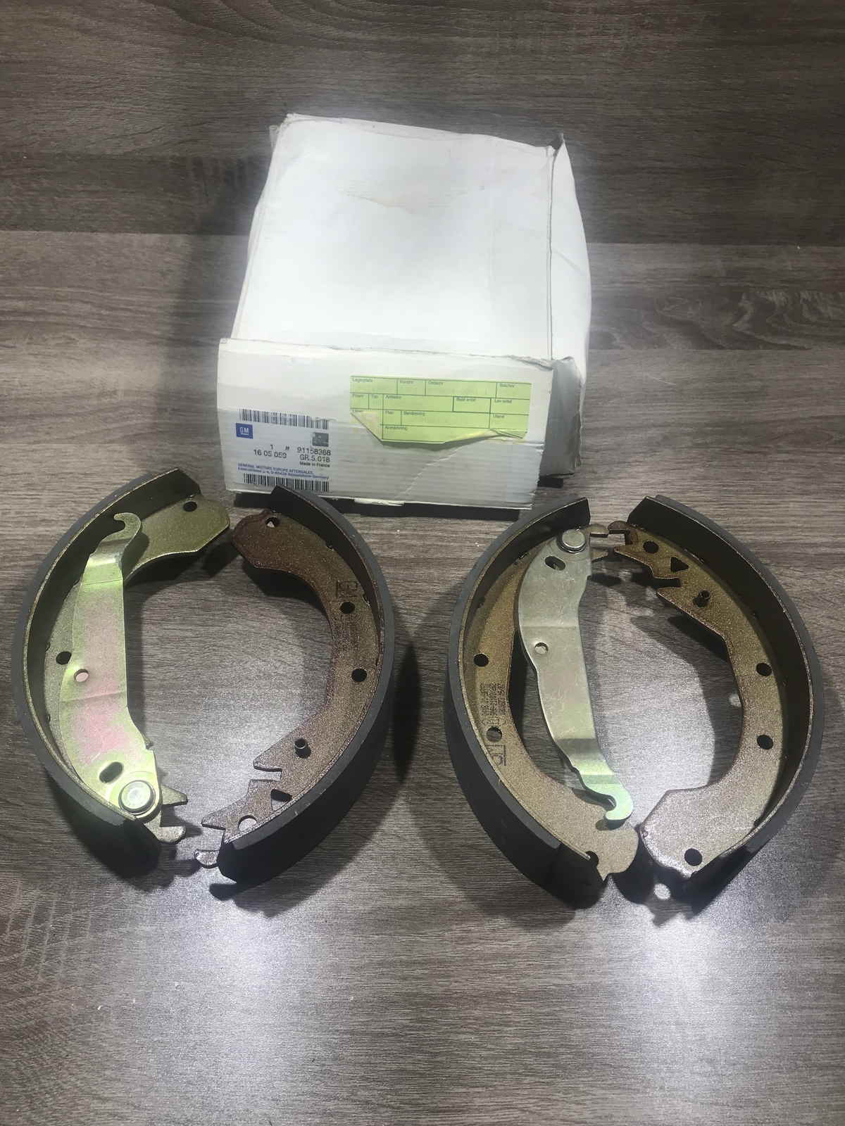 Nuevo Genuine OE GM Handbreak Pastillas Tambor Trasero Zapato 91158368 1605050