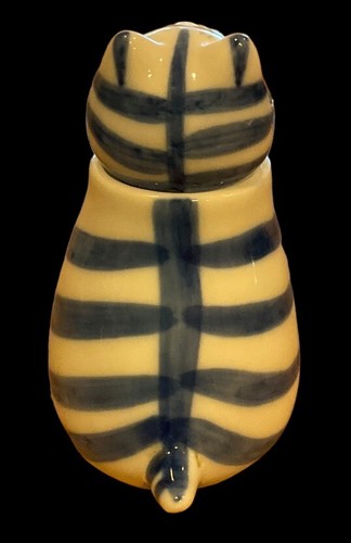 Vtg 3”Porcelain White, blue Stripes Floral Cat, Gold Whiskers, Claws, Eye Lashes - Picture 3 of 9