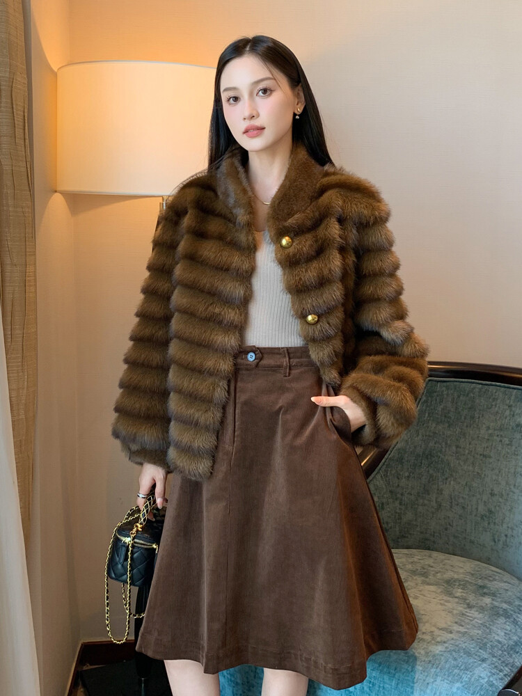 2024 Winter Mink Plush Fur Coat Womens Imitation Fur Short Striped Collared Coat