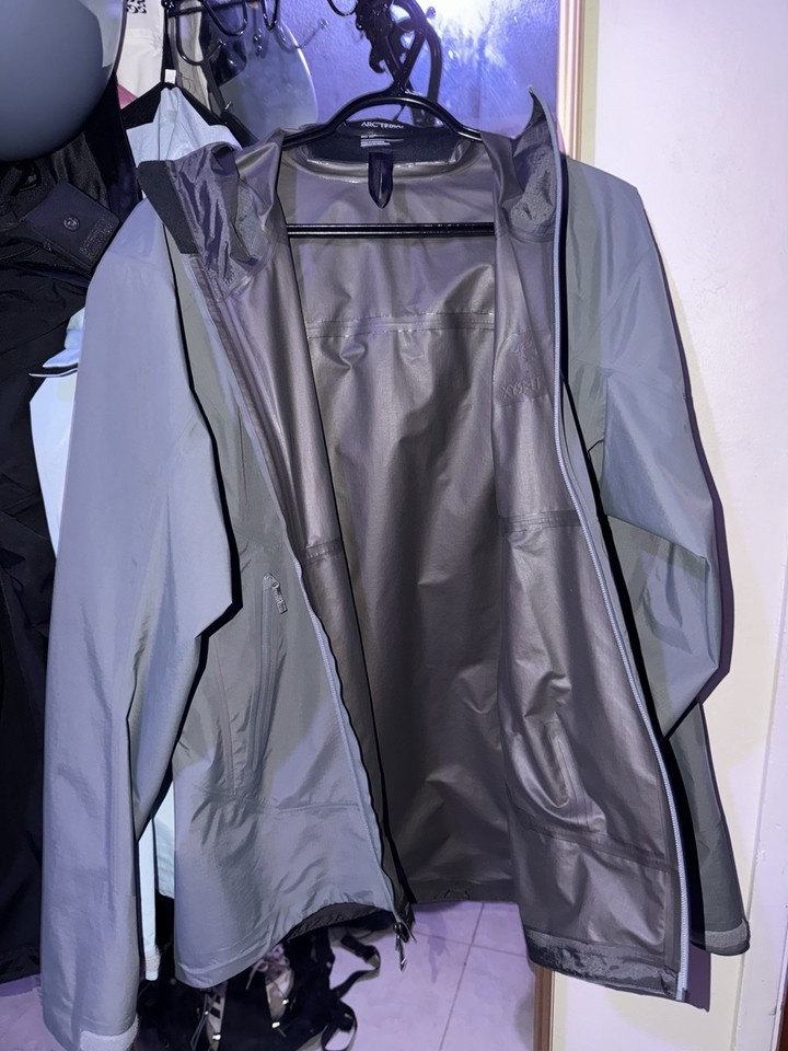 Arc'teryx Zeta SL Jacket Men's Medium Microchip | eBay