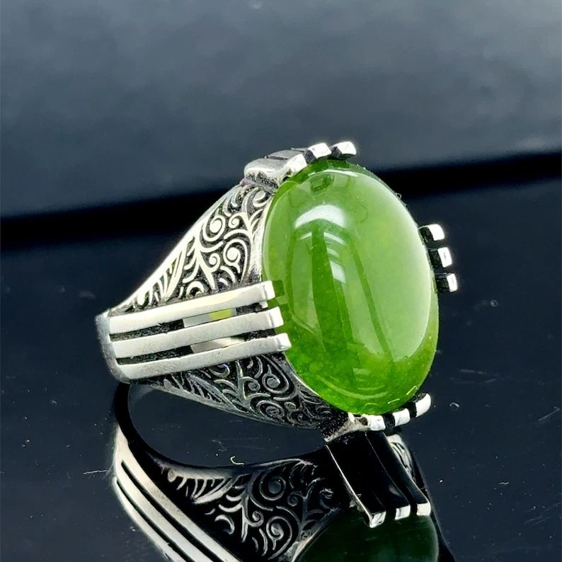 Anillo de plata de ley 925 con piedra de jade natural para hombre Foto 2 de 4