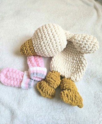 Crochet Snuggler Duck Comforter With Pink Knitted Mittens- Boxed