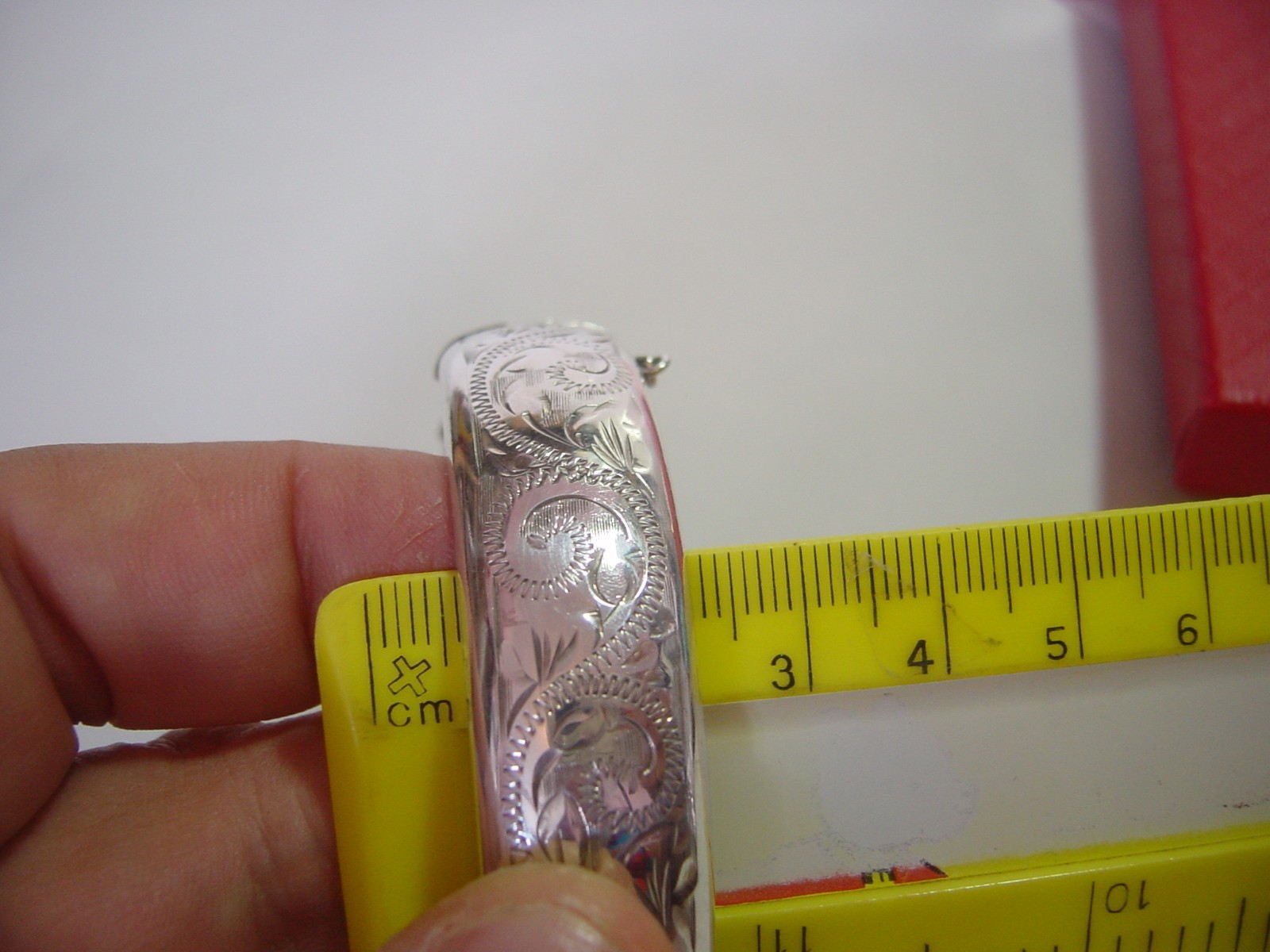 VINTAGE Solid Silver Massive Engraved Bangle Brac… - image 7