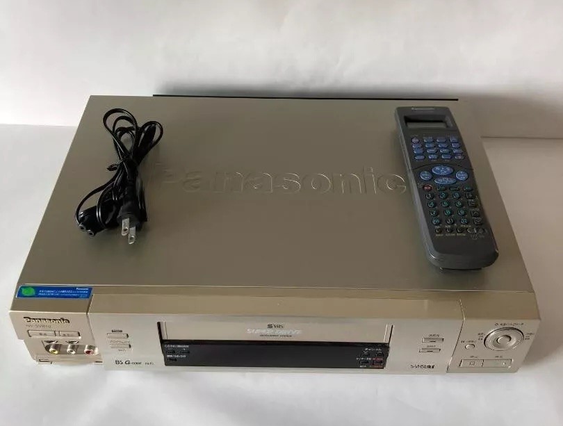 Panasonic  BSチューナー内蔵S-VHSビデオ NV-SVB300 NV-SVB300 ｜パナソニック ｜S-VHS ビデオデッキ ｜中古品｜修理