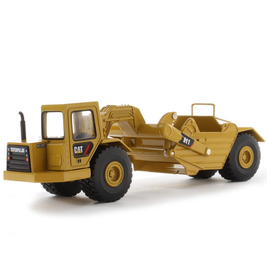 DM 1/64 Scale Cat 611 Wheel Tractor Scraper Diecast Car
