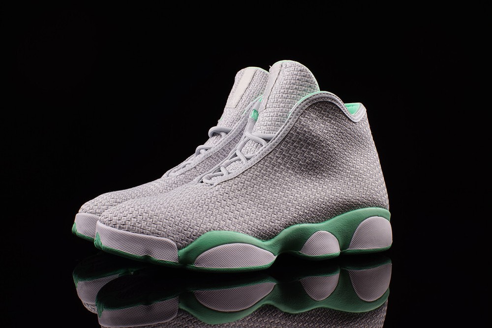 Air Jordan Horizon Pure Platinum Green Glow 819848-014 GRADE SCHOOL